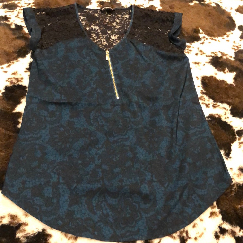 Express lace zipper  blouse